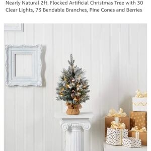 Table size flocked xmas tree